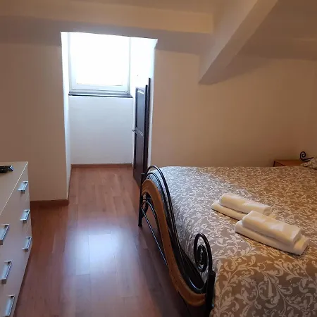 The Angy's Flat * دومودوسولا